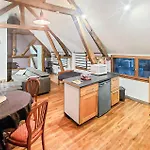 Vakantiehuis 1 Bedroom Lovely In Renty