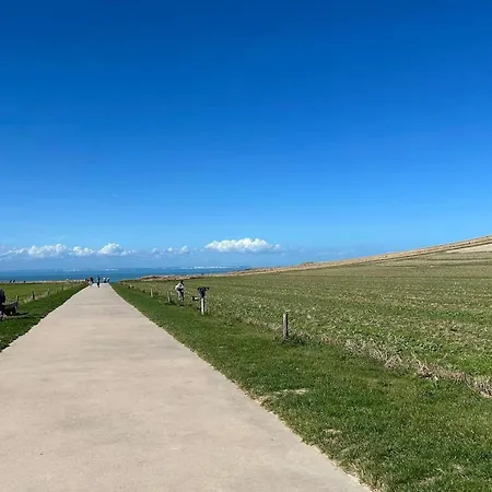 בית נופש 1 Bedroom Lovely In