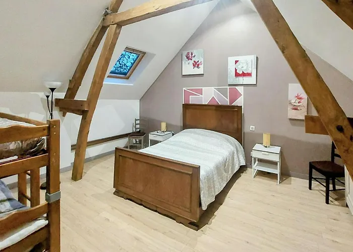 1 Bedroom Lovely In Ferienhaus Renty